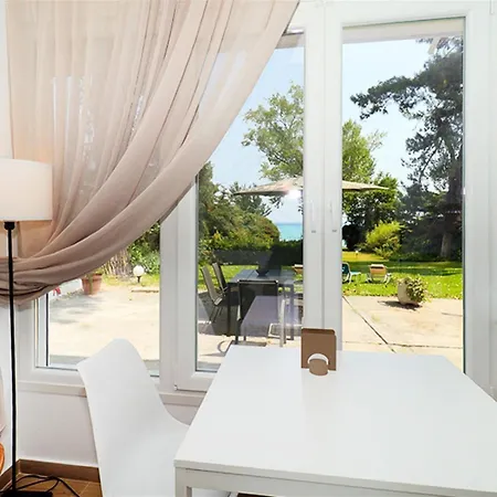 Pefka Sea House 6 Guests 2 Bedrooms Hanioti